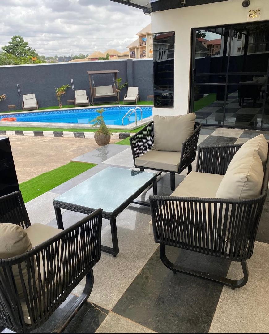 3 bedroom apartment with modern facilities at Thinkers corner