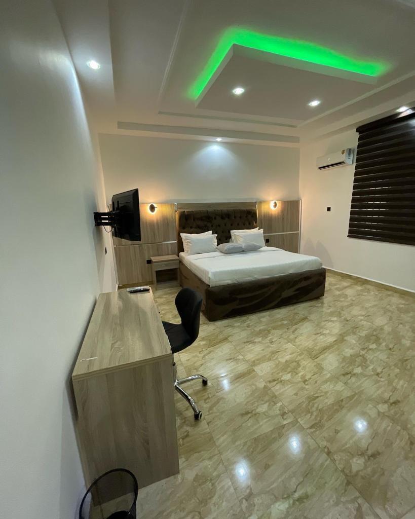 2 bedroom apartment in serene environment