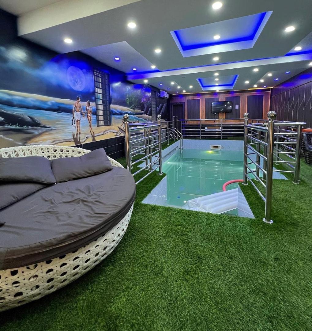 Fully Furnished 2-bedroom apartment available