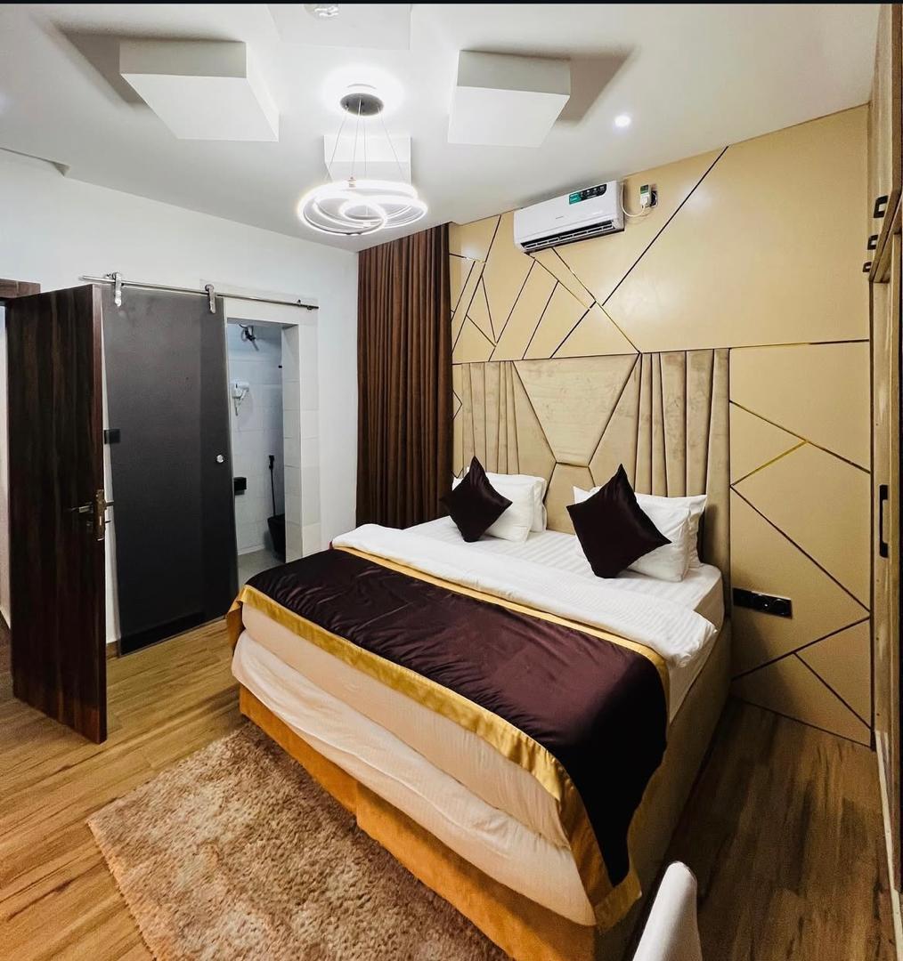 Fully Furnished 2-bedroom apartment available